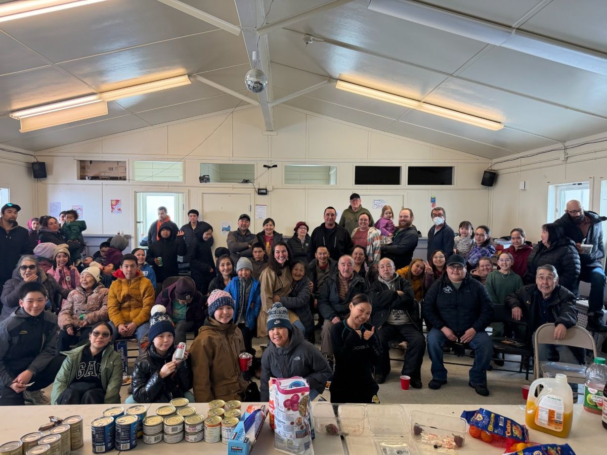 Peltola with community